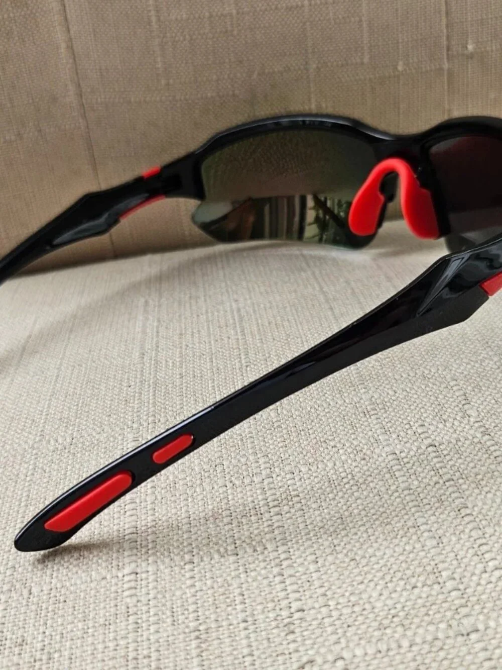 Men Fashion Sunglasses Mirror Lenses Black/Red Plastic Frame Wrap style Eyewear